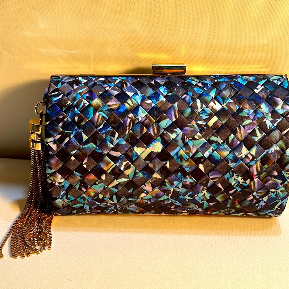 Multi color